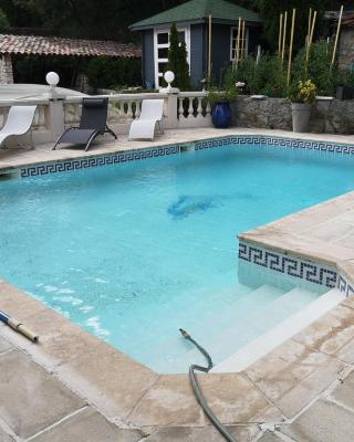 Appartement design avec piscine