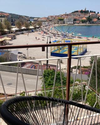 Rooms 22 - Beachfront