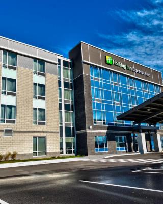 Holiday Inn Express & Suites Vaudreuil-Dorion, an IHG Hotel