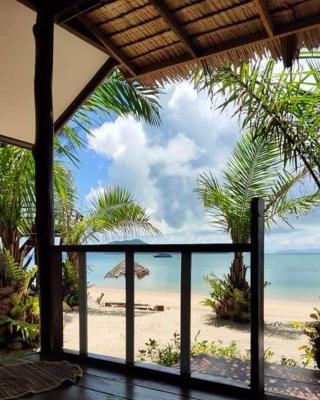 Sabai Sabai Beach Bungalows