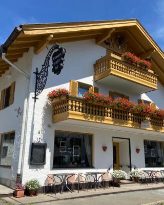 Gästehaus u Ferienwohnungen Veronika incl Frühstücksbuffet und KönigsCard mit 200 kostenlosen Attraktionen