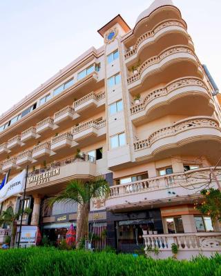 Omar Elkhaiam Hotel