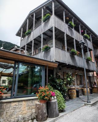 Marangon Apartments
