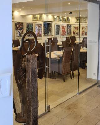 Hotel Garni "Am Ellinger Tor"