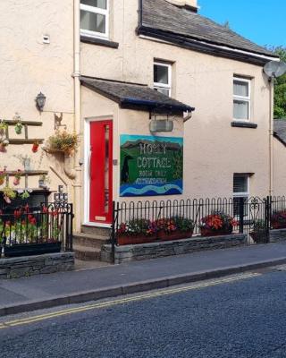 Holly Cottages