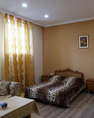 Guest House Kumayri