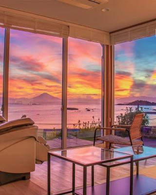 GLOCE 葉山 Ocean View House 都心から1時間 湘南の絶景を独り占めペットok 出張BBQ有り