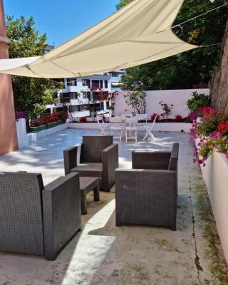 Easo Terrace Apartment free private parking and air conditioning