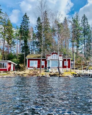 "Talludden" by the lake Årydssjön,