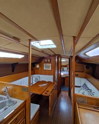 Dormire in Barca a Vela