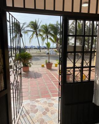Habitación I frente a la playa ( Bocagrande )