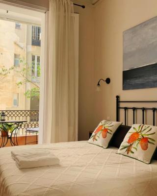 Casa Consell Gran Via, Guest House