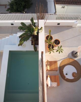 SUITES 9 MALAGA, three unique suites with private plunge pool