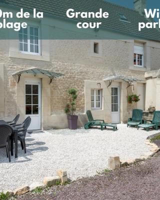 L'escalier rouge - Maison rénovée avec cour