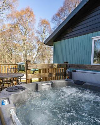 Bracken Lodge 6 with Hot Tub