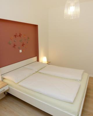 Zadar Street Apartments and Room