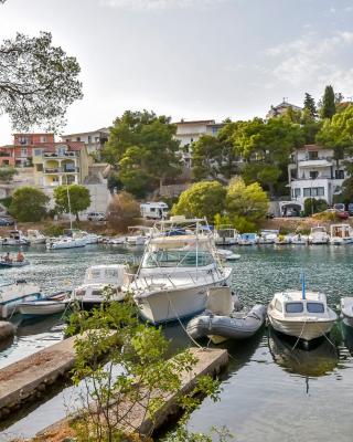 Apartments Zorica