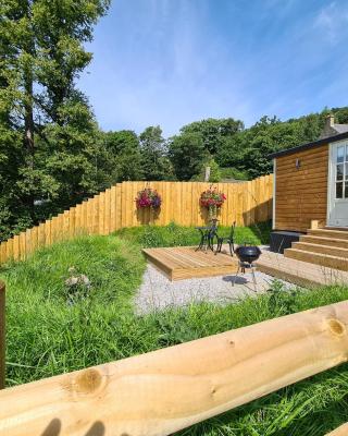 Peak District Shepherds Hut