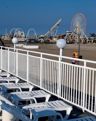 Heart of Wildwood Boardwalk Motel