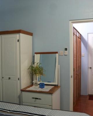 Ocean Views and Hospitable Hosts