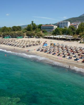 Elegant Beach Hotel