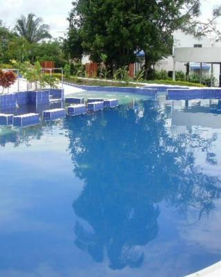 Casa de Verano Condominio Mediterráneo en Carmen de Apicalá
