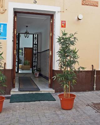 Hostal Fantoni