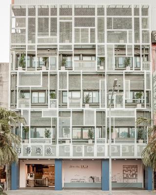 Traveller-Inn Day Moon Hotel