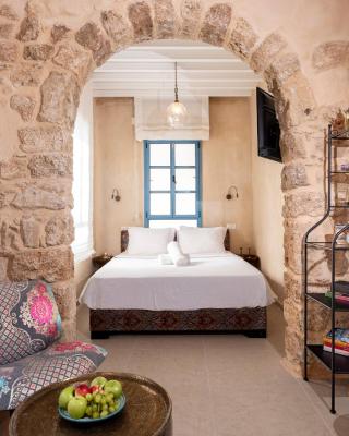 Arabesque House