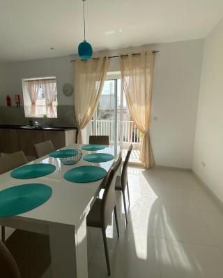 Sunshine Apartments Mellieha - modern three bedroom apartment - Apt No 2