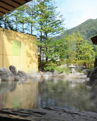 Shiobara Onsen Yashio Lodge