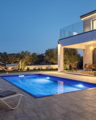 Kapodistria Luxury Villas