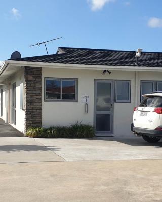 Rose Apartments Central Rotorua- Accommodation & Private Spa