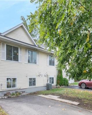 Ottawa airport guesthouse