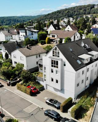 The Beverly Hills of Frankfurt in Hofheim Penthouse or Garden