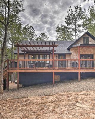 Modern Broken Bow Cabin Large Deck, BBQ and Pergola