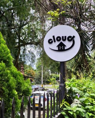 Cloud9 Hostel