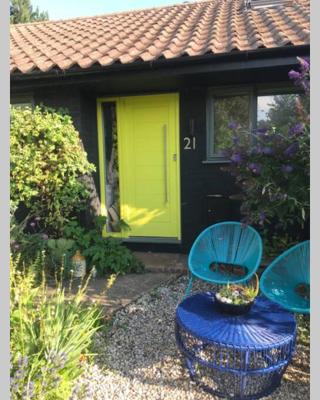 The Yellow Door Whitstable - Peaceful retreat close to beach