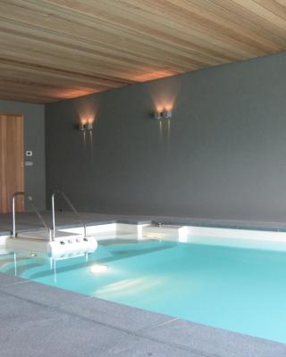 Holiday Home near Bruges with Sauna