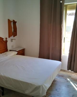 Habitación piso compartido Alquiler por temporada NO Turistico