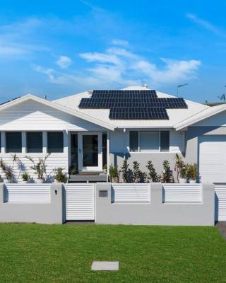 Entire Residential Home - Lake Illawarra Hampton