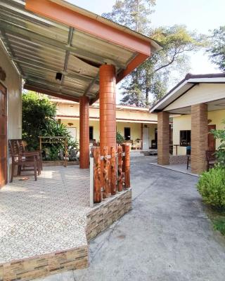 Samet Bellhouse