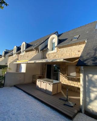 Maison-villa Quiberon, 5 personnes, jardin, proche du port, plages baie et océan