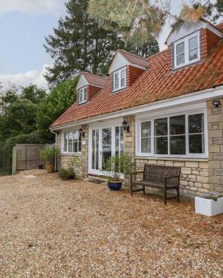 The Cottage At Barrow Mead