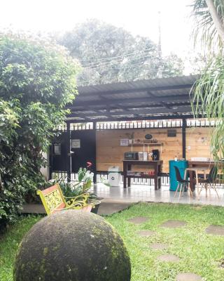 Terida Airport B&B