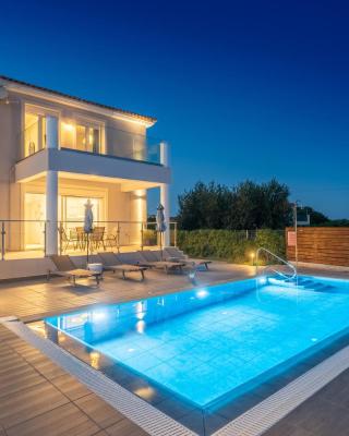 Artemon New Luxury Villa