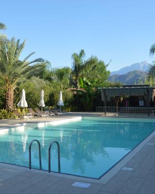 Azur Hotel