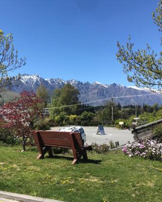 Hampshire Holiday Parks - Queenstown Lakeview