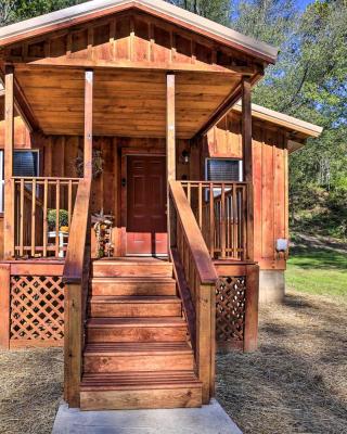 Silver Creek Cabin with Hiking Less Than 1 Mi to Town!