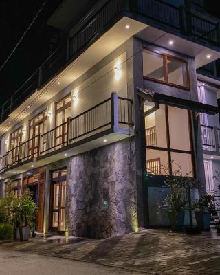Hanthana House